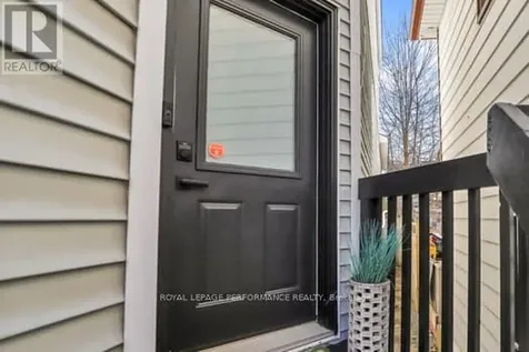 221 Desrosiers Street Ottawa ON K1L 7T2