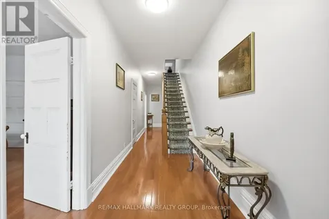 194 Cobourg Street Ottawa ON K1N 8H6