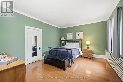 194 Cobourg Street Ottawa ON K1N 8H6