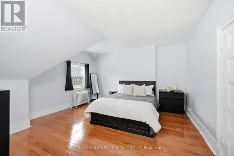 194 Cobourg Street Ottawa ON K1N 8H6