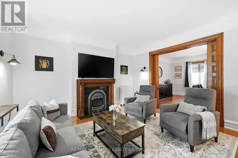 194 Cobourg Street Ottawa ON K1N 8H6