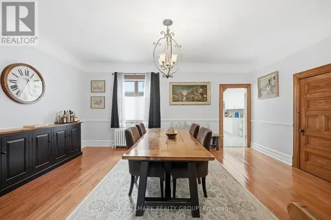 194 Cobourg Street Ottawa ON K1N 8H6