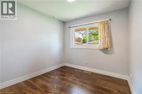 100 Lauris Avenue Cambridge ON N1R 5L4