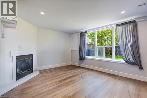 100 Lauris Avenue Cambridge ON N1R 5L4