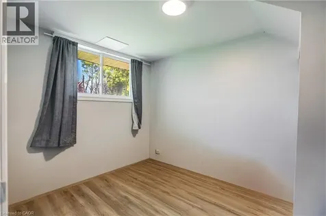 100 Lauris Avenue Cambridge ON N1R 5L4