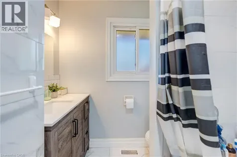 100 Lauris Avenue Cambridge ON N1R 5L4