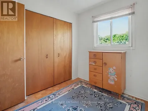 5662 South Island Park Drive Ottawa ON K4M 1J3
