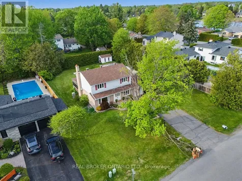 5662 South Island Park Drive Ottawa ON K4M 1J3