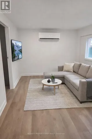 1312 Avenue R Avenue Ottawa ON K1G 0B9