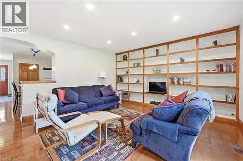 93 Sunning Hill Avenue Hamilton ON L8T 1B6
