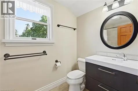 93 Sunning Hill Avenue Hamilton ON L8T 1B6