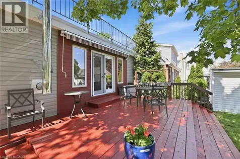 93 Sunning Hill Avenue Hamilton ON L8T 1B6