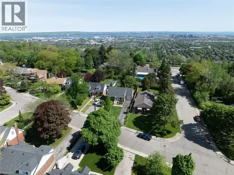 93 Sunning Hill Avenue Hamilton ON L8T 1B6
