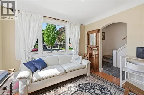 93 Sunning Hill Avenue Hamilton ON L8T 1B6
