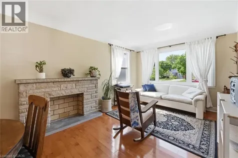 93 Sunning Hill Avenue Hamilton ON L8T 1B6