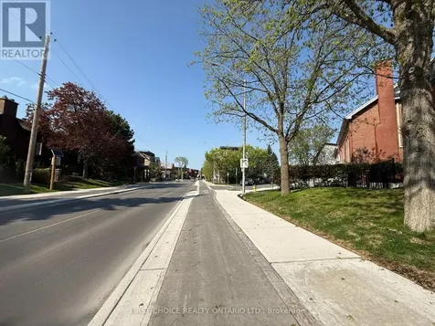 130 Greenfield Avenue Ottawa ON K1S 5L2