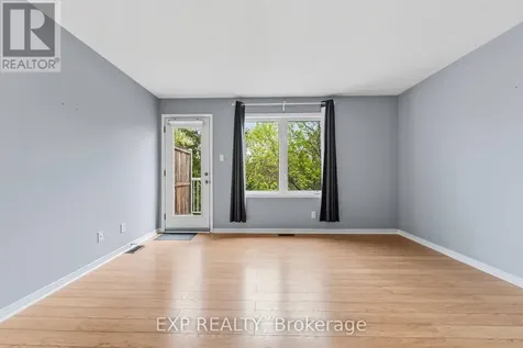 81 Strathaven Private Ottawa ON K1J 1K7