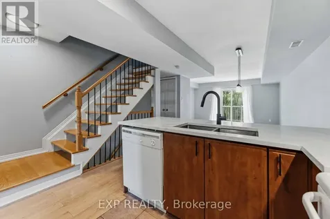 81 Strathaven Private Ottawa ON K1J 1K7