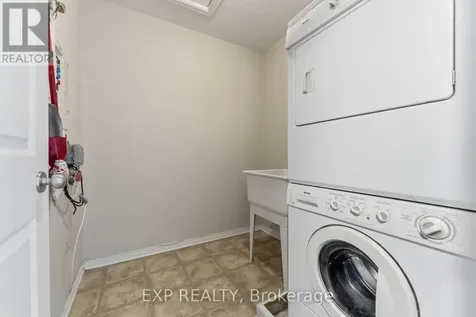 81 Strathaven Private Ottawa ON K1J 1K7