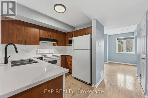 81 Strathaven Private Ottawa ON K1J 1K7