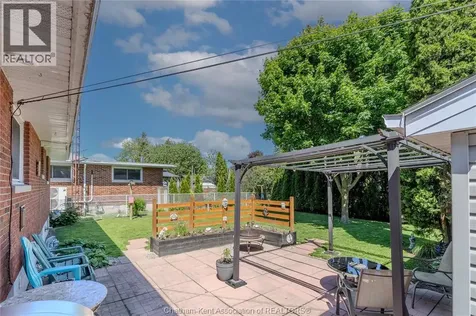 63 Warwick Drive Wallaceburg ON N8A 3N4