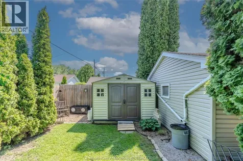 63 Warwick Drive Wallaceburg ON N8A 3N4