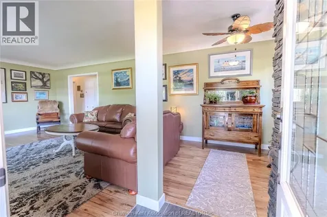 63 Warwick Drive Wallaceburg ON N8A 3N4