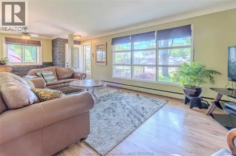63 Warwick Drive Wallaceburg ON N8A 3N4