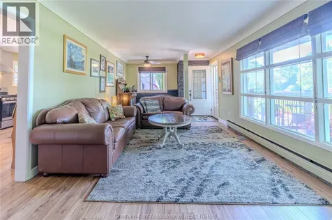 63 Warwick Drive Wallaceburg ON N8A 3N4