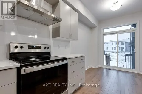 732 Miikana Road Ottawa ON K1X 0H6