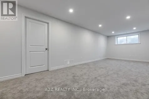 732 Miikana Road Ottawa ON K1X 0H6