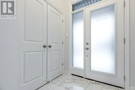 732 Miikana Road Ottawa ON K1X 0H6