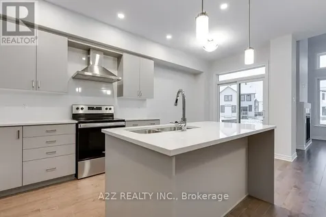 732 Miikana Road Ottawa ON K1X 0H6