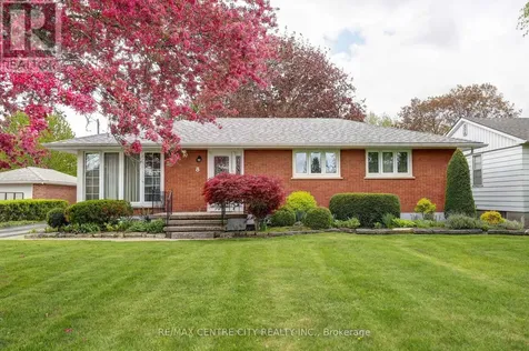 8 Patricia Street St. Thomas ON N5P 2C6