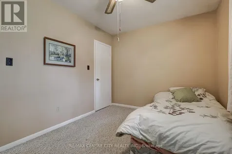8 Patricia Street St. Thomas ON N5P 2C6