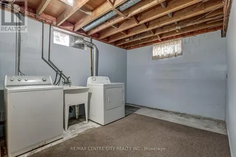 8 Patricia Street St. Thomas ON N5P 2C6