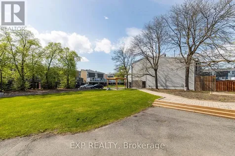 3445 Uplands Drive Ottawa ON K1V 9N5