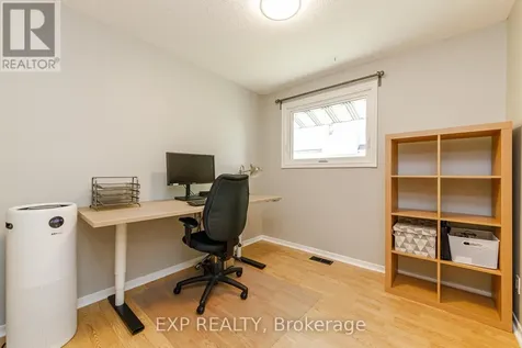 1642 Valmarie Avenue Ottawa ON K2C 1W1