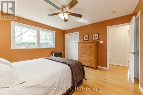 1642 Valmarie Avenue Ottawa ON K2C 1W1