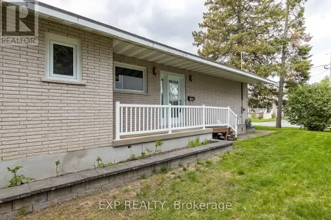 1642 Valmarie Avenue Ottawa ON K2C 1W1