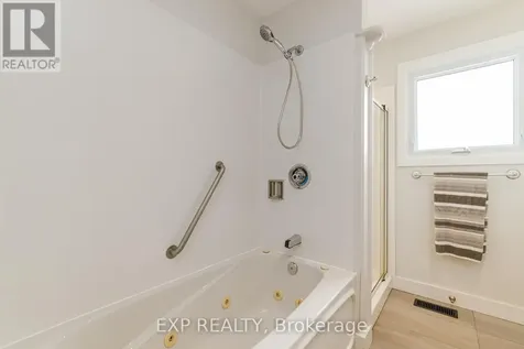 1642 Valmarie Avenue Ottawa ON K2C 1W1