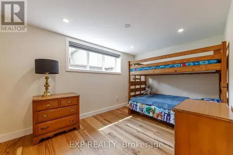 1642 Valmarie Avenue Ottawa ON K2C 1W1