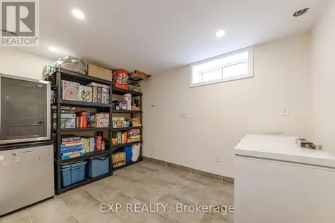 1642 Valmarie Avenue Ottawa ON K2C 1W1