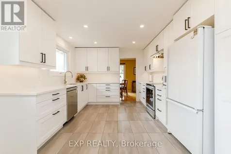 1642 Valmarie Avenue Ottawa ON K2C 1W1