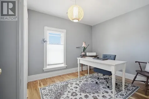 422 Greenfield Street Petrolia ON N0N 1R0