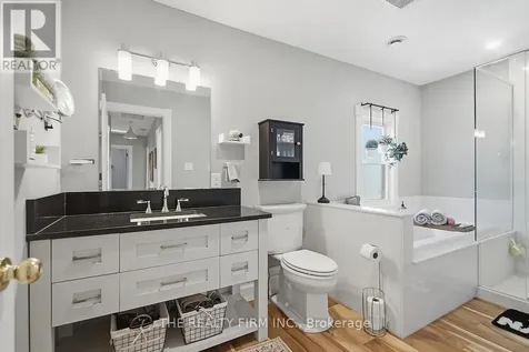 422 Greenfield Street Petrolia ON N0N 1R0