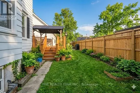 422 Greenfield Street Petrolia ON N0N 1R0