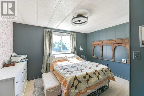 14 Muir Drive Oro-medonte ON L3V 0P9