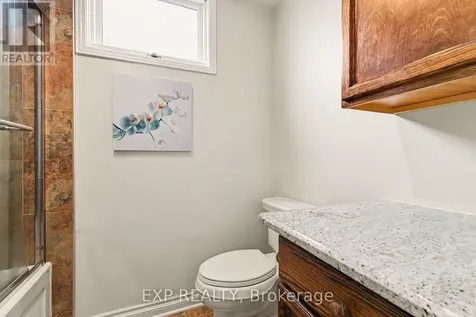 105 Country Club Drive Ottawa ON K1V 0B4