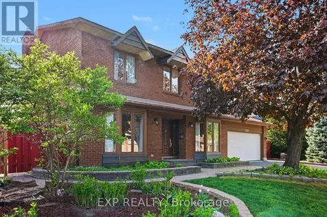 105 Country Club Drive Ottawa ON K1V 0B4